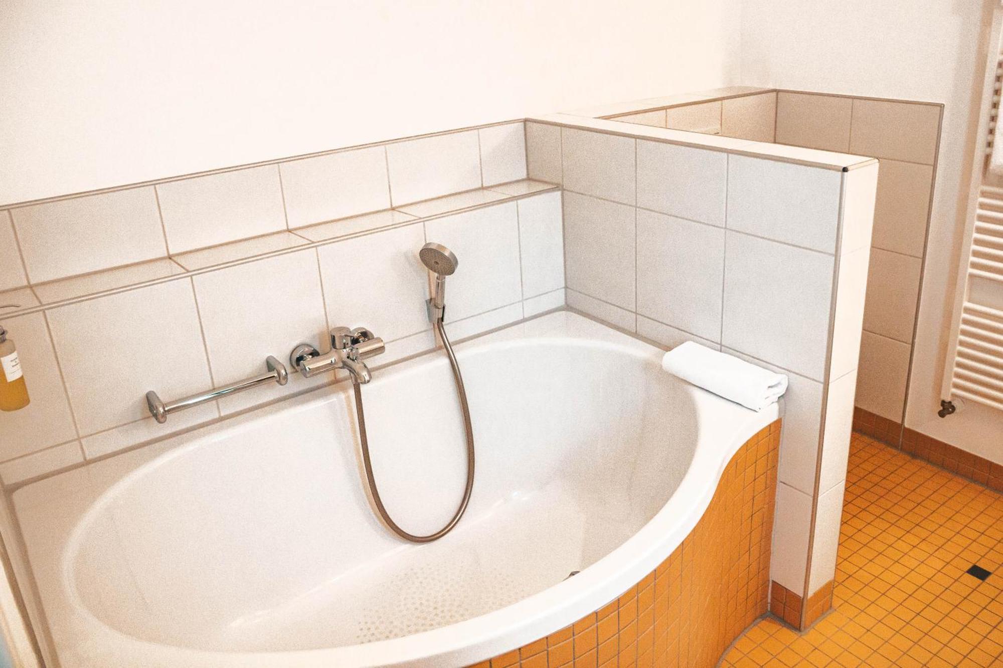 Parkhotel Вольфсбург Номер фото